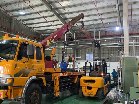 NÂNG HẠ MÁY MÓC TẠI CHƠN THÀNH, BÌNH PHƯỚC – GIẢI PHÁP AN TOÀN, HIỆU QUẢ