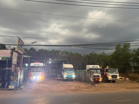 Hình ảnh 1 bãi xe của Công ty