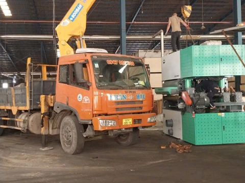 Dự án vận chuyển máy móc và nâng hạ hàng hóa tại KCN Bàu Bàng