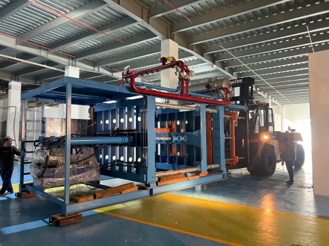 Nâng hạ và vận chuyển máy móc công nghiệp 24h tại Bình Dương