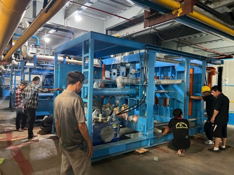 Nâng hạ và vận chuyển máy móc công nghiệp 24h tại Bình Dương