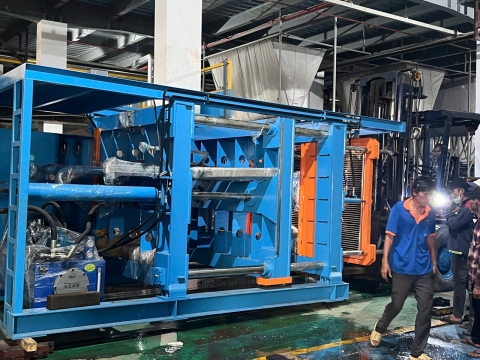 Nâng hạ và vận chuyển máy móc công nghiệp 24h tại Bình Dương