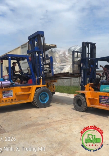 NÂNG HẠ MÁY MÓC TẠI CHƠN THÀNH, BÌNH PHƯỚC – GIẢI PHÁP AN TOÀN, HIỆU QUẢ